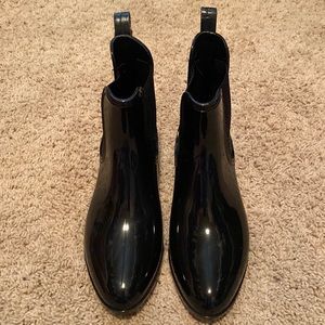 Black Seven Rainboots